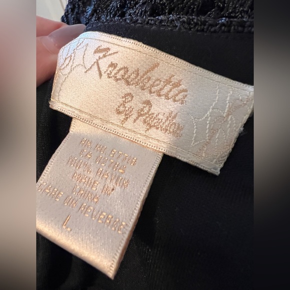 Stunning vintage crochet dress - Picture 2 of 14